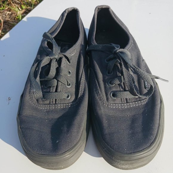 Vans Size 6 Black Kid's Sneaker Shoes - Picture 2 of 9